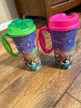 Walt Disney World Pink & Green Mickey & Friends Travel Tumblers/mugs w/ Handles